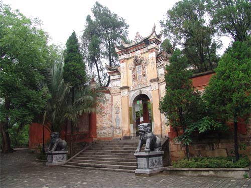 “诗城”——人间仙境白帝城(图)1