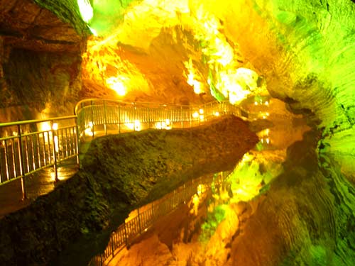 张关水溶洞风景区(组图)2