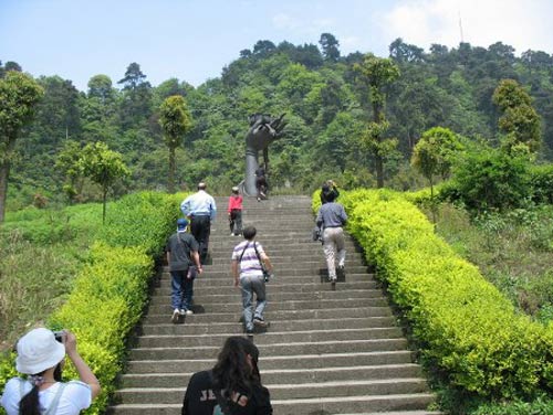 天然的石头公园——圣灯山(图)1