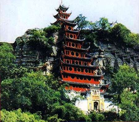 “水上蓬莱”石宝寨(图)1