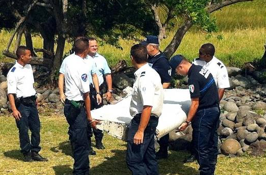 法属留尼汪岛发现疑似MH370飞机残骸