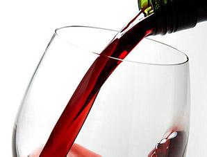 动车上可以带酒吗1