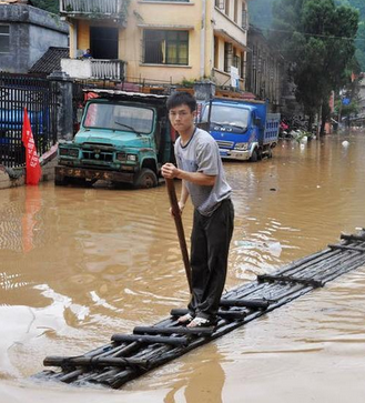 南方局地遇洪涝风雹最新消息1