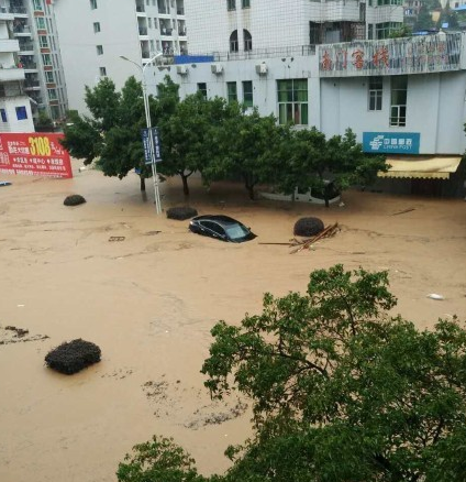 5月20日厦门突降暴雨1