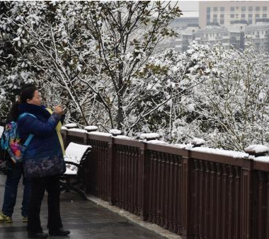 湖北67县市出现降雪1