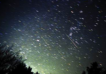 天龙座流星雨光临1